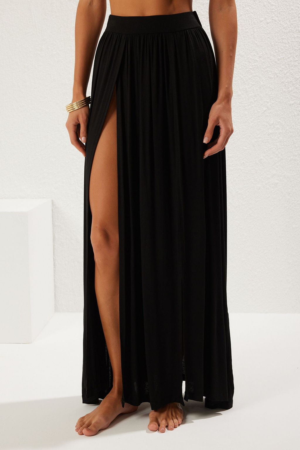 Siyah Orme Y?rtmacl? Maxi Plaj Etek TBESS25ET00005