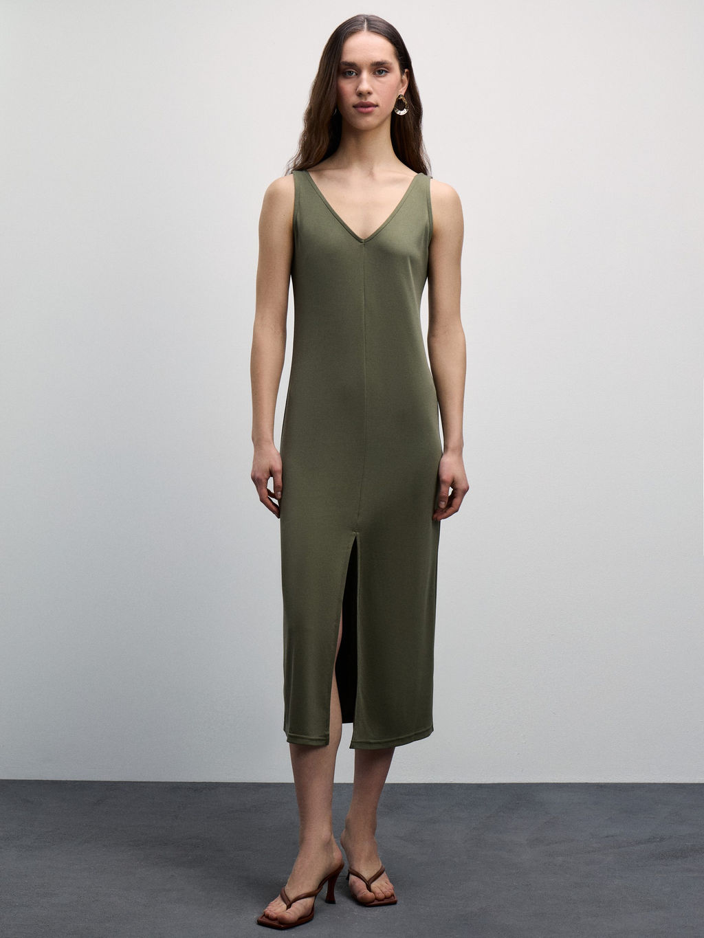 Сарафан с V-образным вырезом / Zarina фото 7