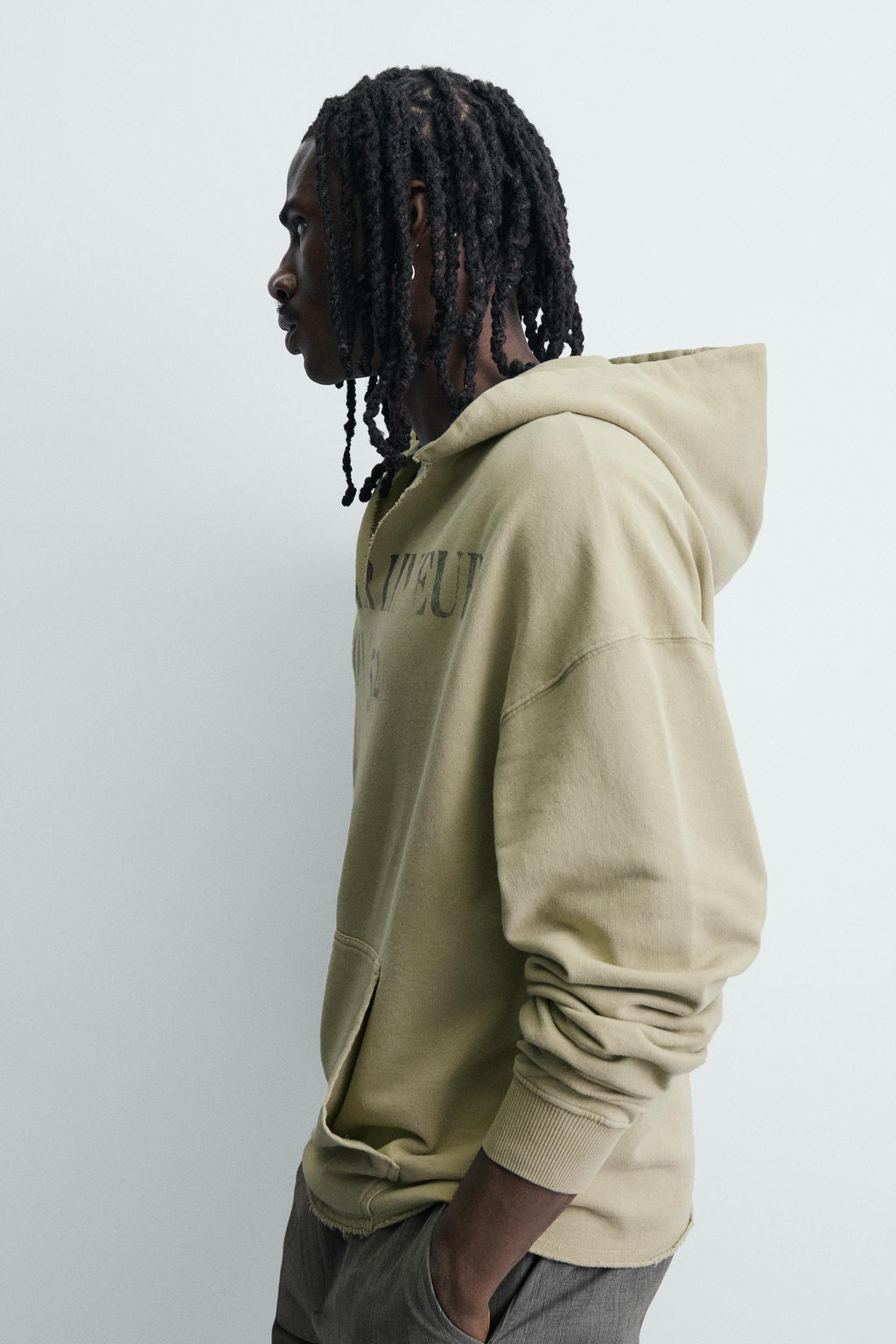 SUDADERA LAVADA TEXTO ESTAMPADO / Verdoso - Zara фото 7