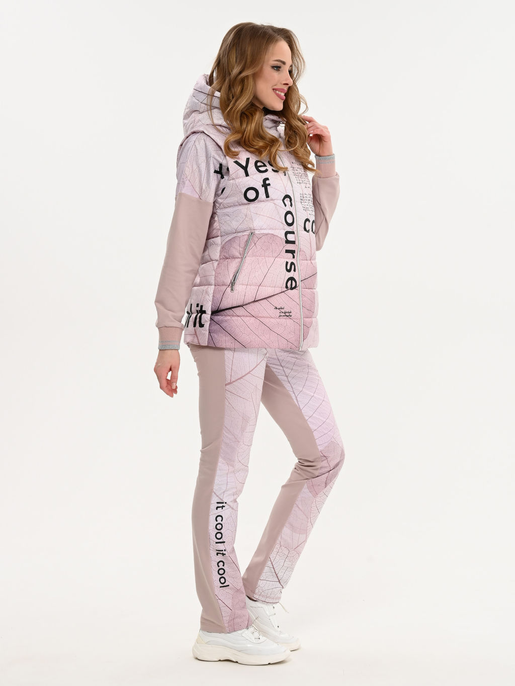 Уникальный стеганный жилет на синтепоне с принтом дизайнерской работы - А+б коллекция фото 10