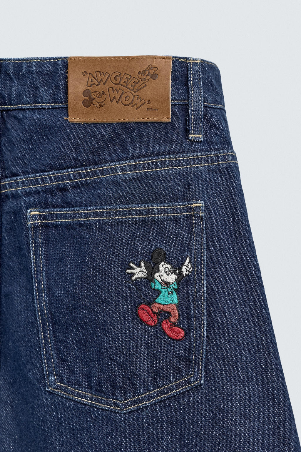 EMBROIDERED DENIM MIDI BERMUDA SHORTS HARRY LAMBERT FOR ZARA X DISNEY  фото 4