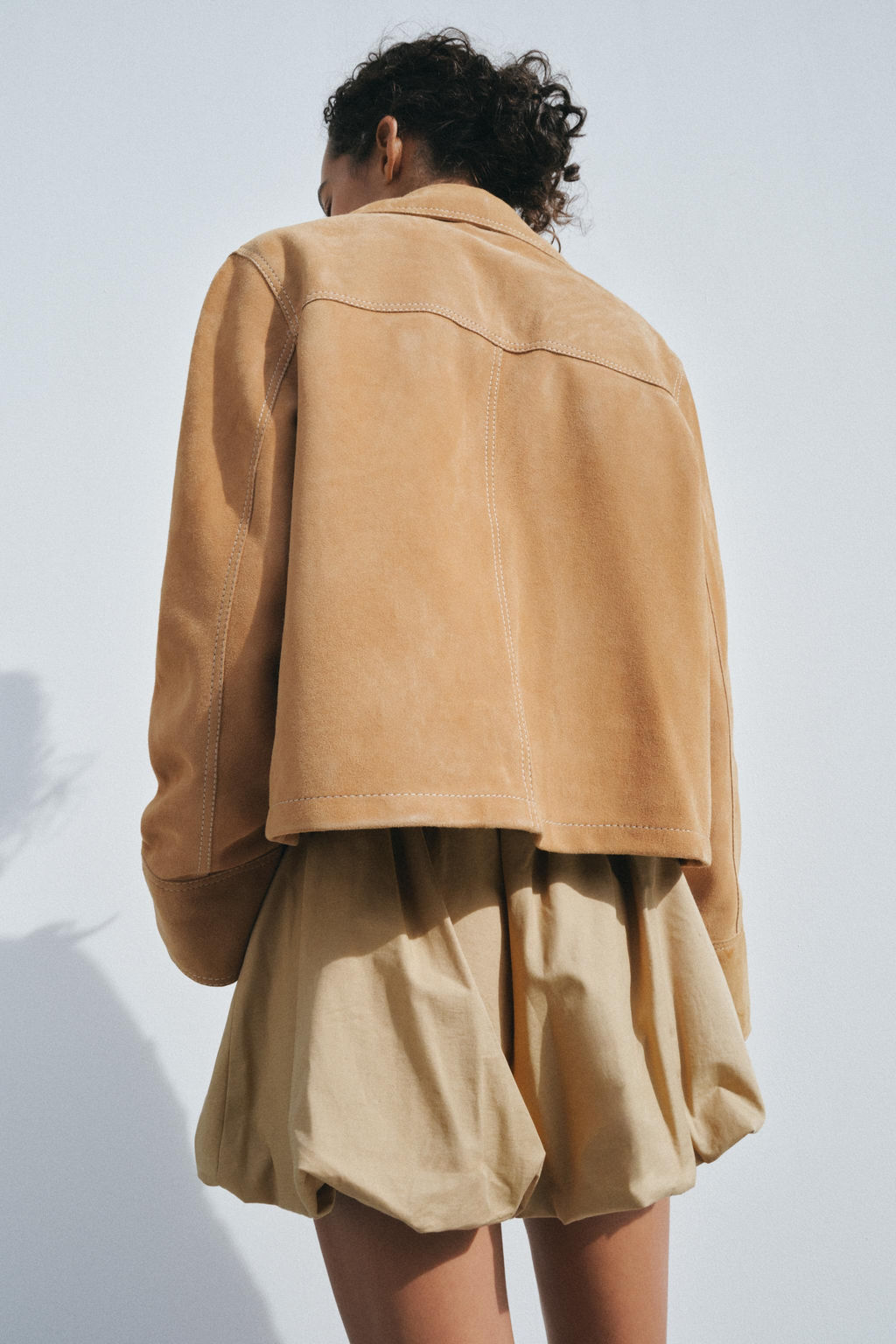 ZW COLLECTION LIMITED EDITION 100% SUEDE LEATHER JACKET - Zara фото 4