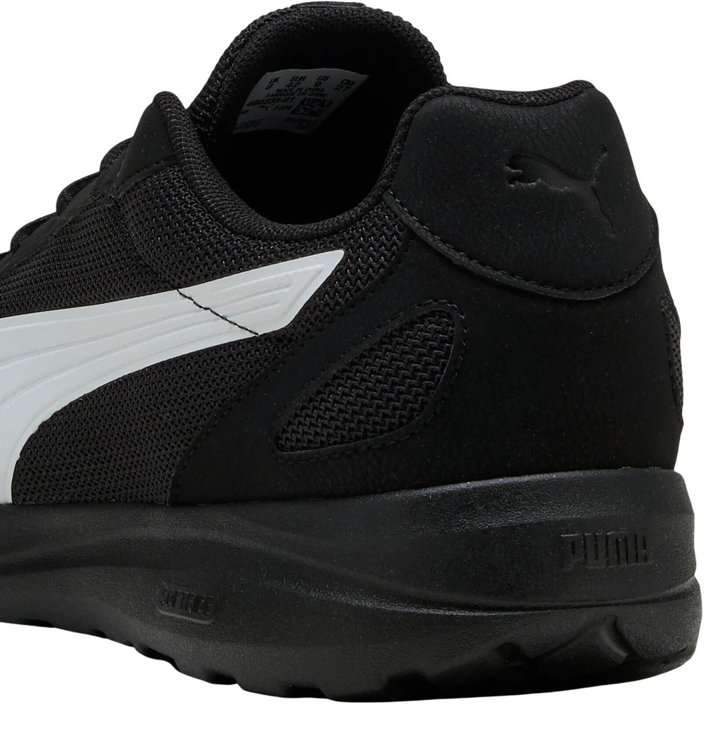 Кроссовки взрослые