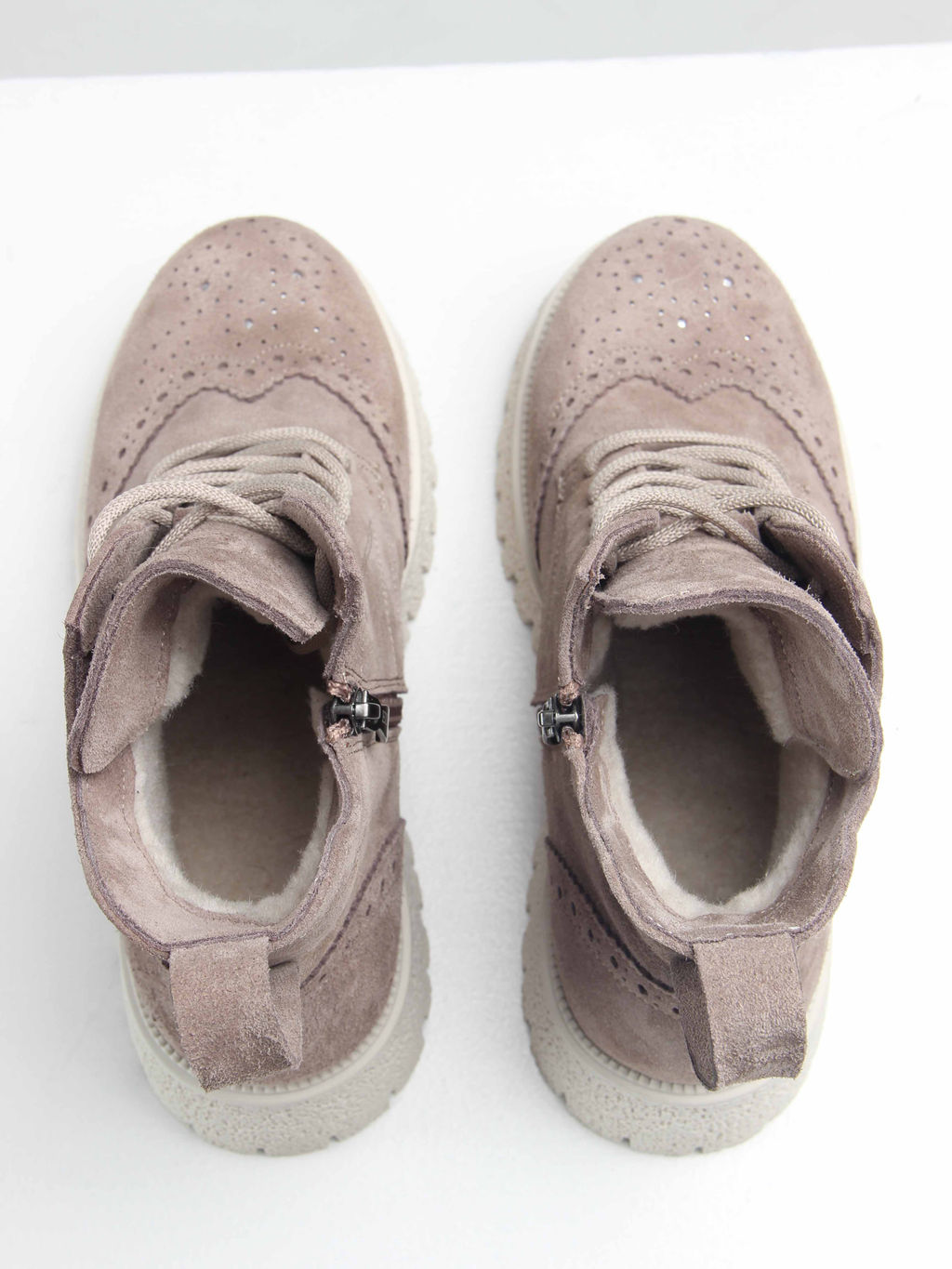 Ботинки 338.1541be. капучино замша/Байка