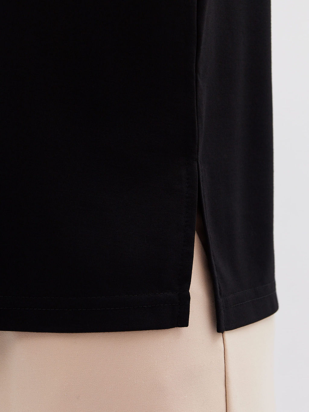 Футболка женская кор.рукав T-lab TL-TK-006VI-F-черный