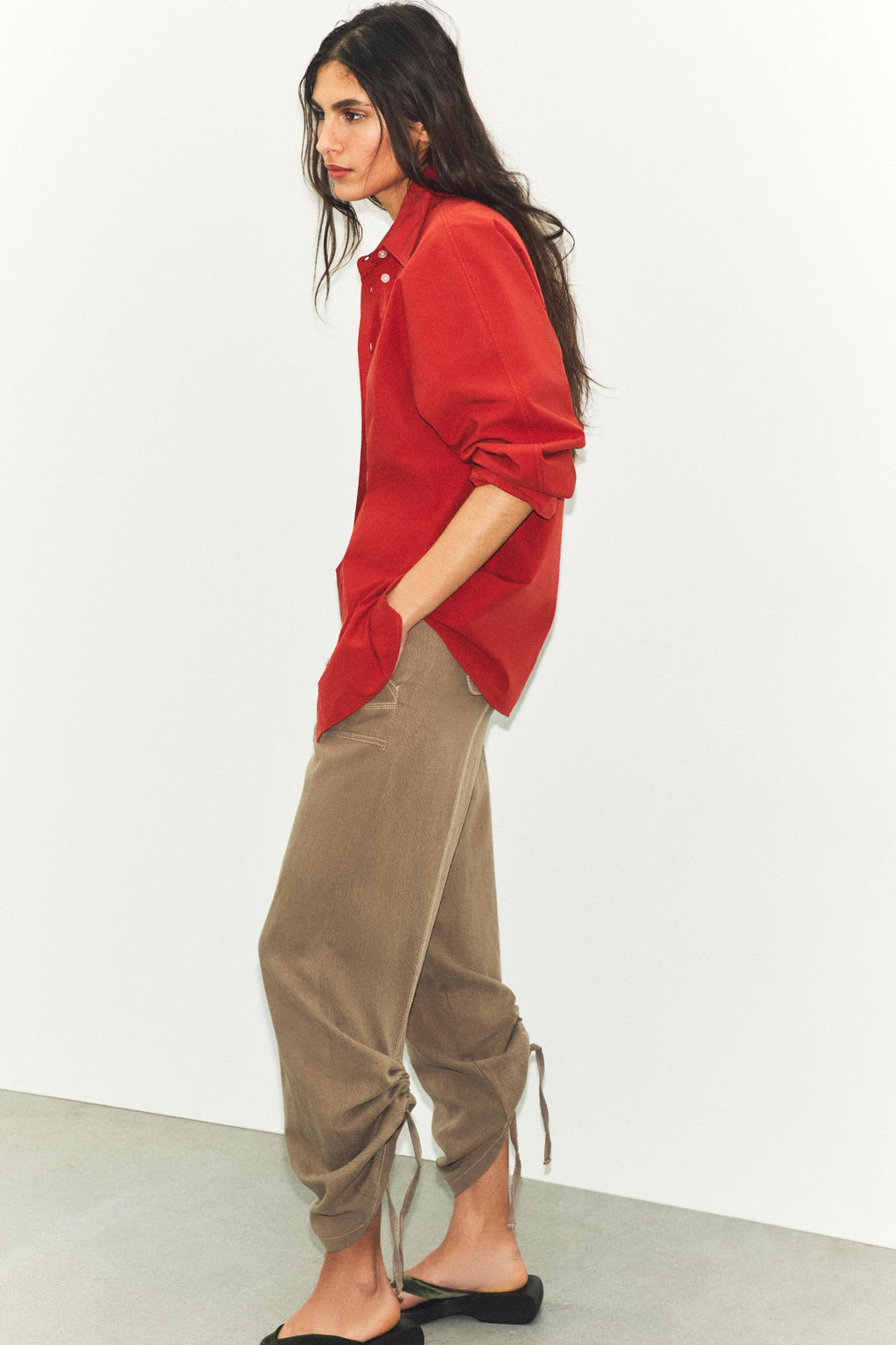 FLOWING GATHERED TROUSERS - Zara фото 3