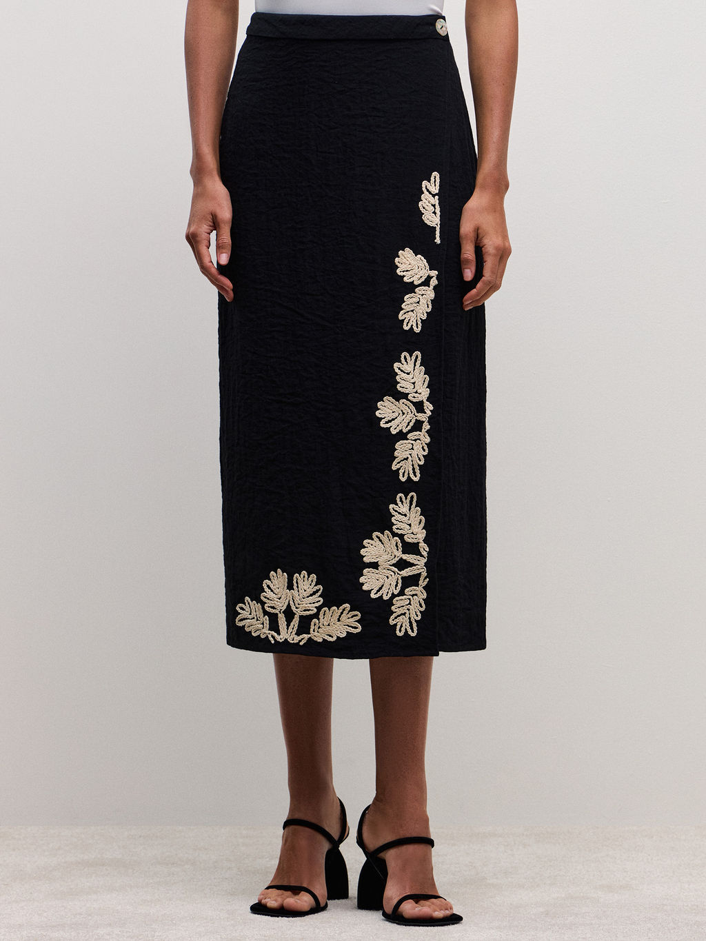 Миди юбка с вышивкой / Zarina  фото 4