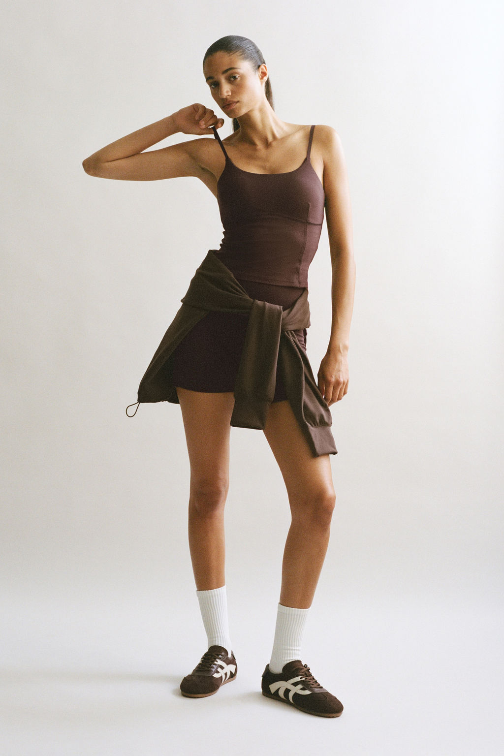 Top de deporte SoftMove con sujetador integrado - H&m фото 3