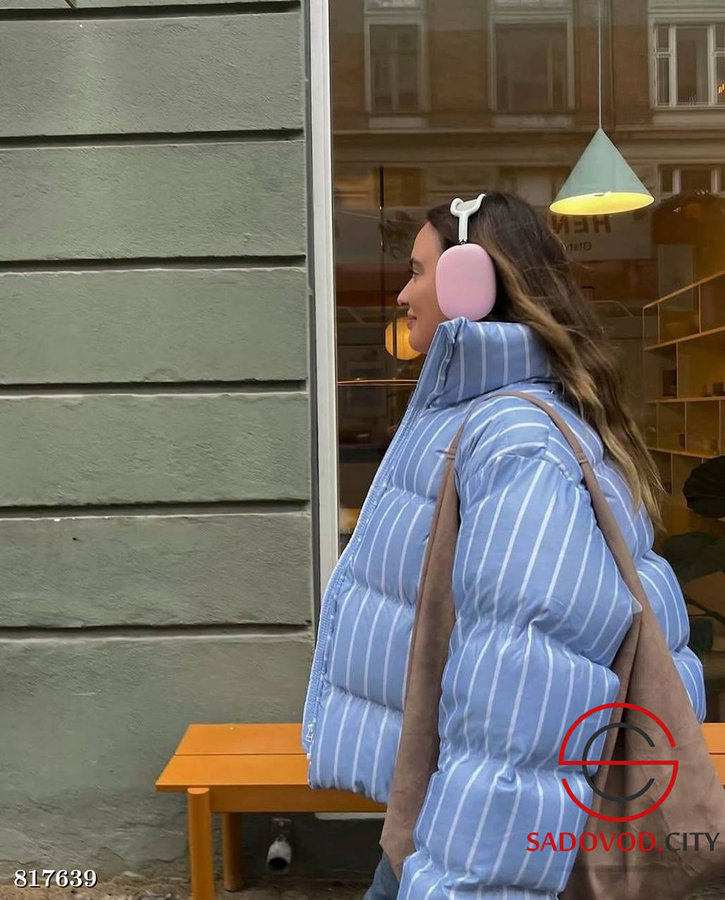 Куртка женская с капюшоном