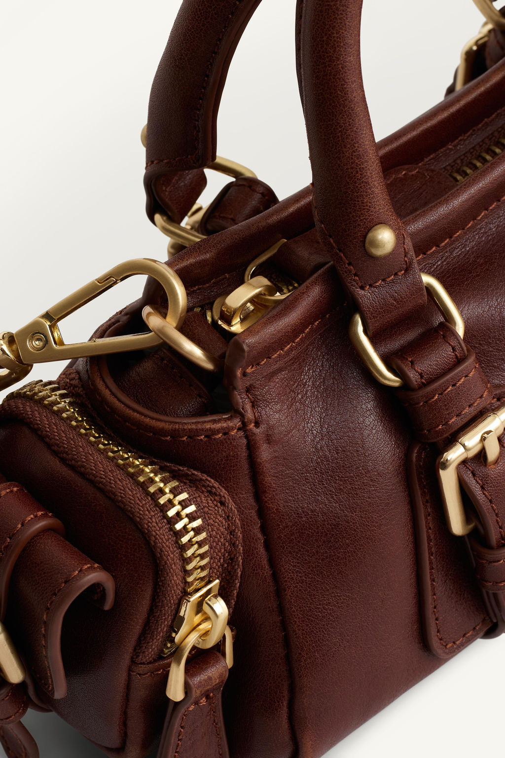 LIMITED EDITION LEATHER MINI CROSSBODY BAG WITH BUCKLES - Zara фото 4