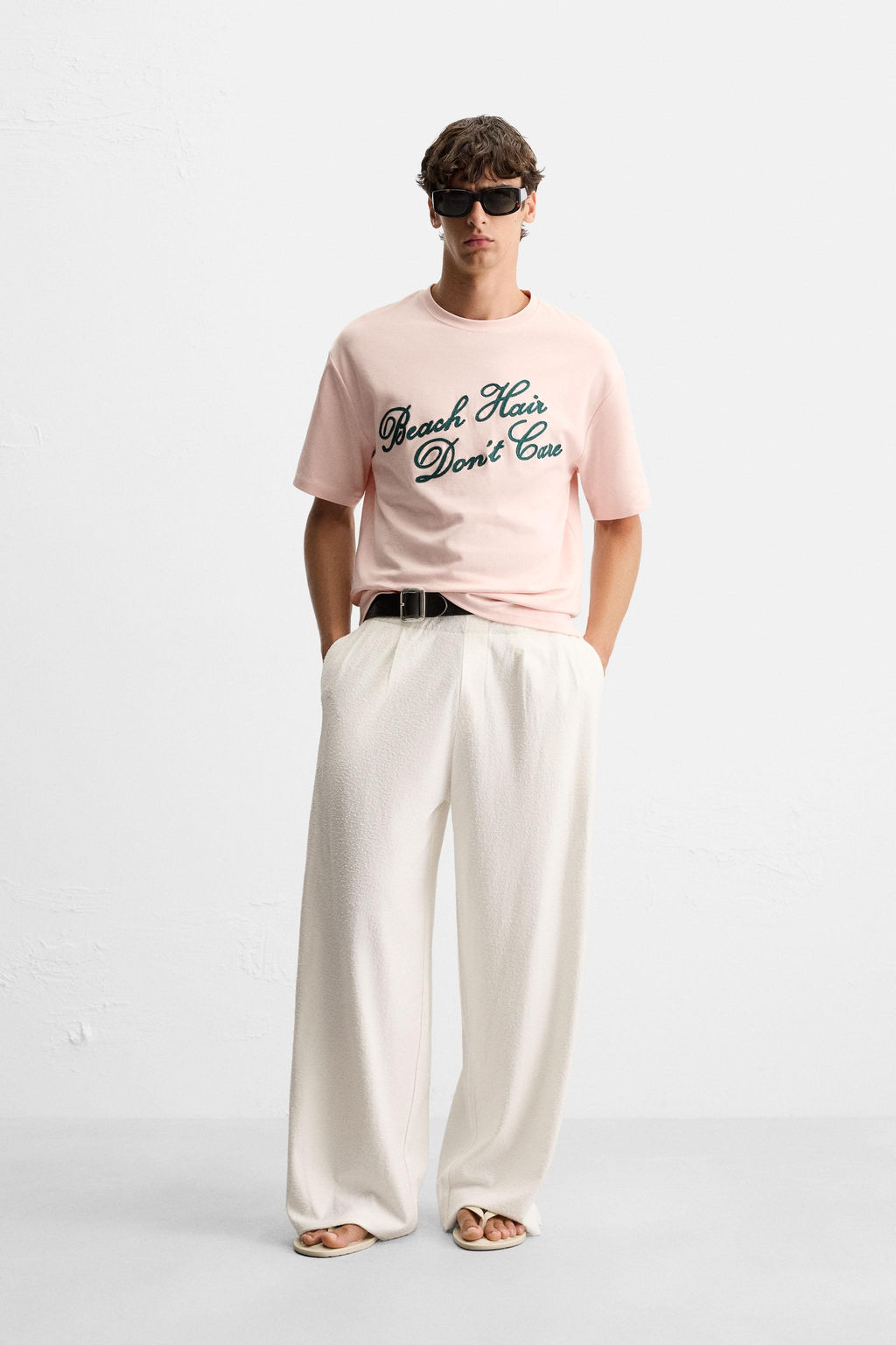 EMBROIDERED SLOGAN T-SHIRT