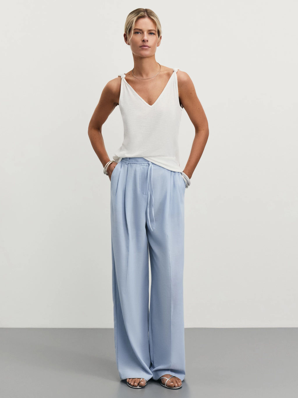 Майка из вискозы и хлопка / Zarina  фото 2