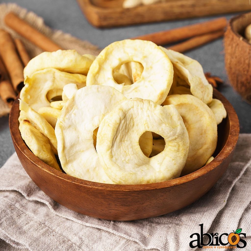 Цена за 0,5кг Яблоко кольцо вяленое (кг)