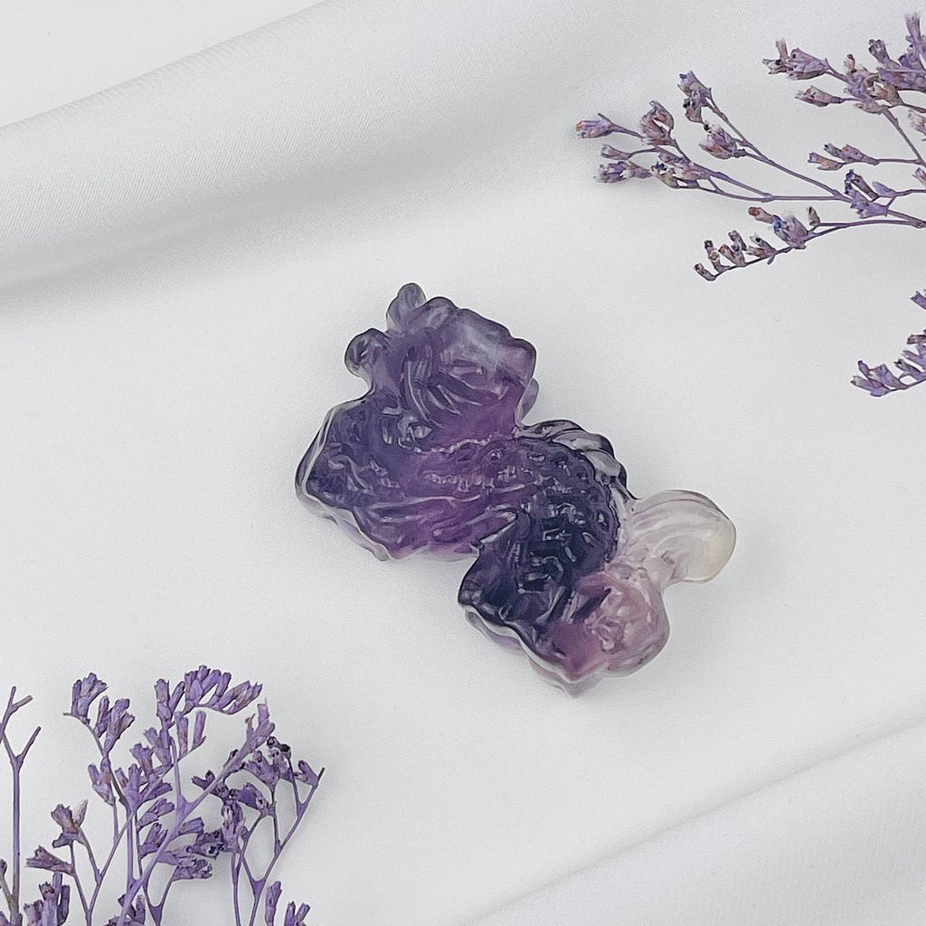 Фигурка резная "Дракон" из Флюорита