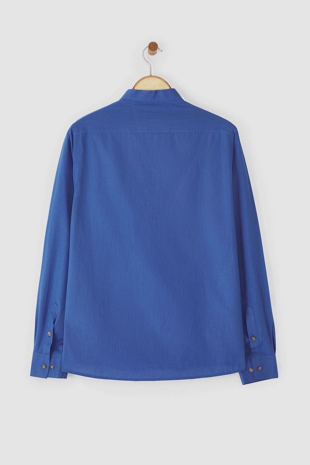 TRENDYOL MAN Mavi Slim Fit Yar?m Patl? Dugmeli Hakim Yaka Keten Gorunumlu Gomlek TMNSS20GO0097 - Trendyolmilla фото 44