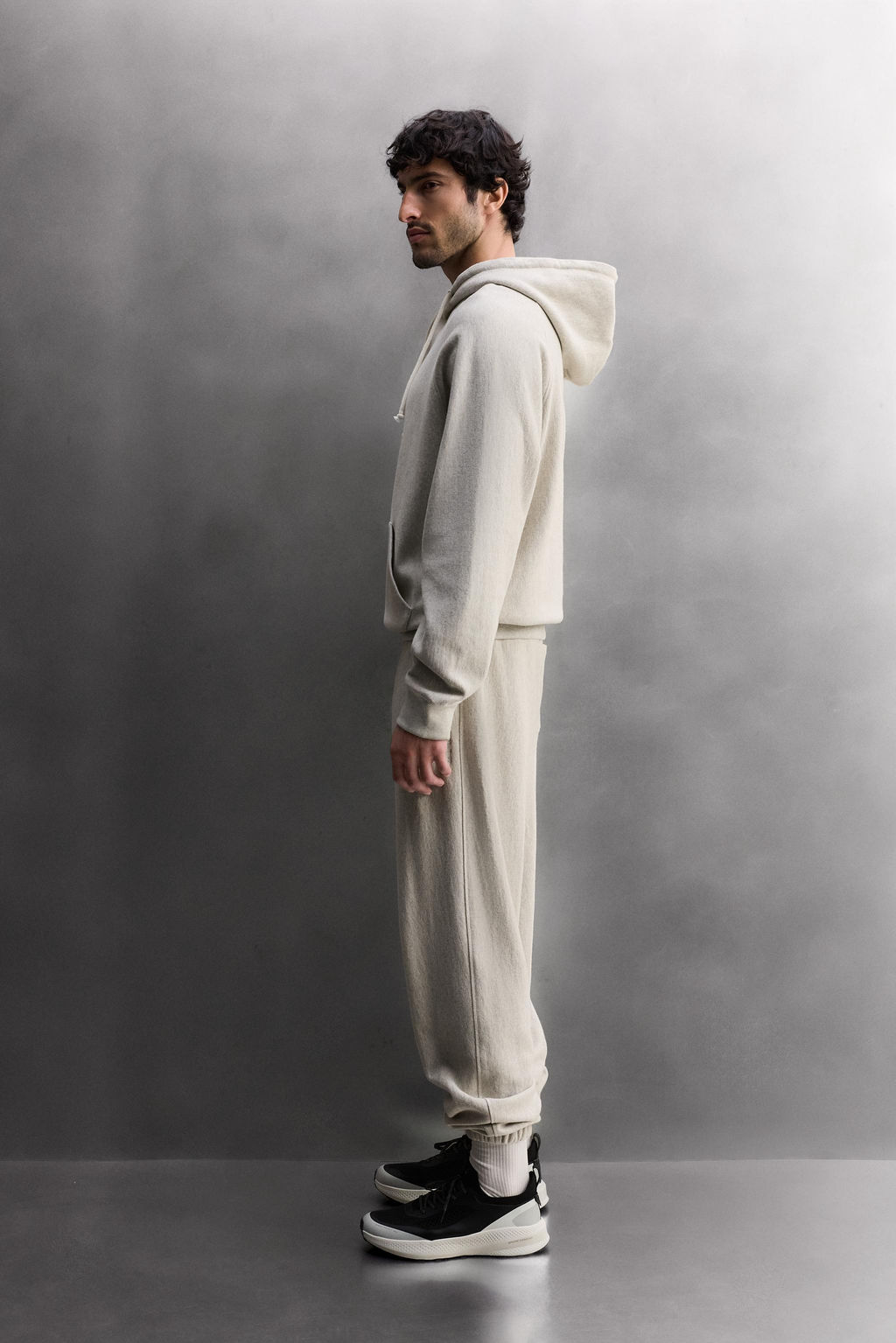 RELAXED FIT HOODIE - Zara фото 11