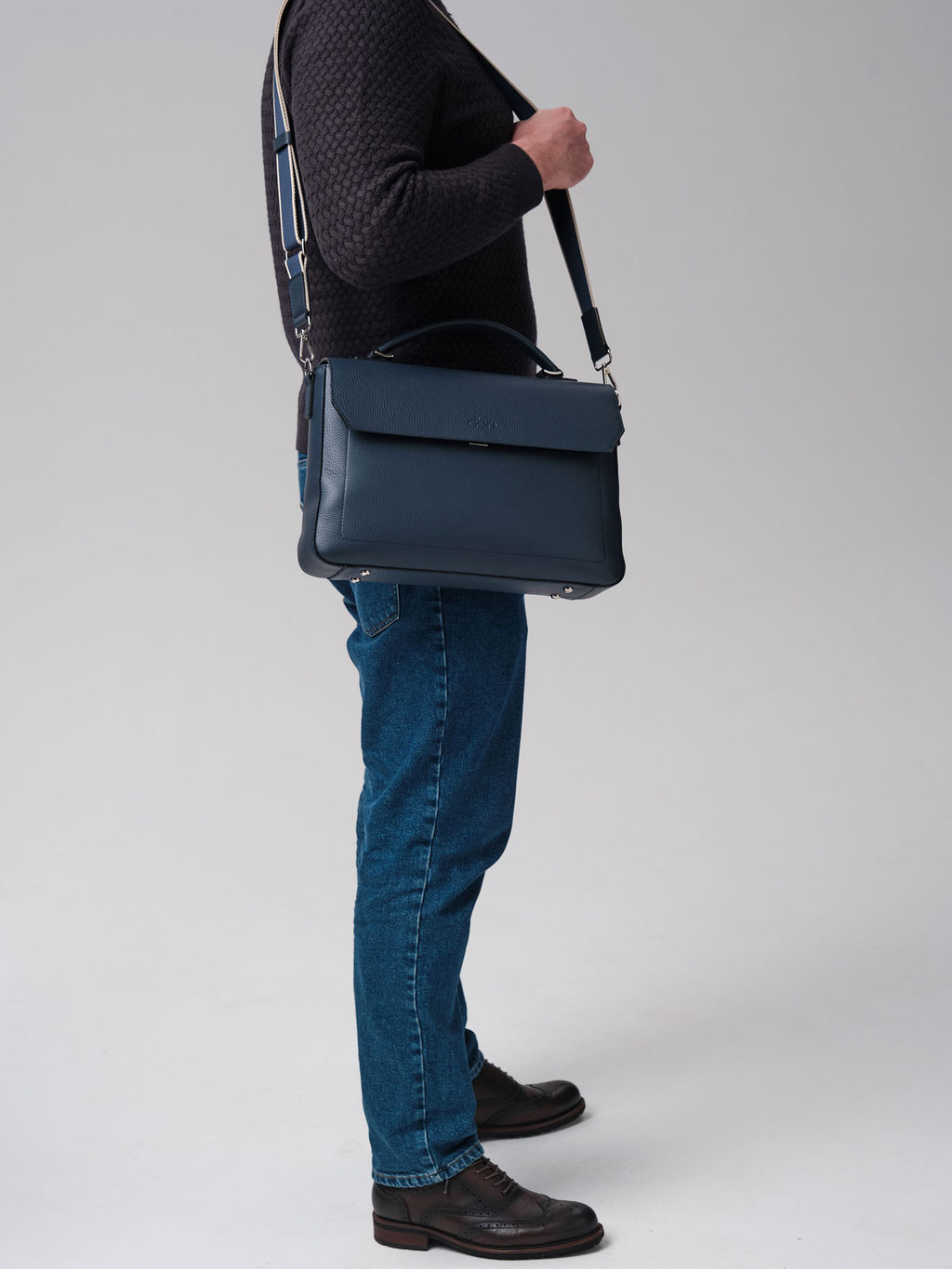 Мужская кожаная сумка Levi DBR 7115 насыщенный синий  фото 5