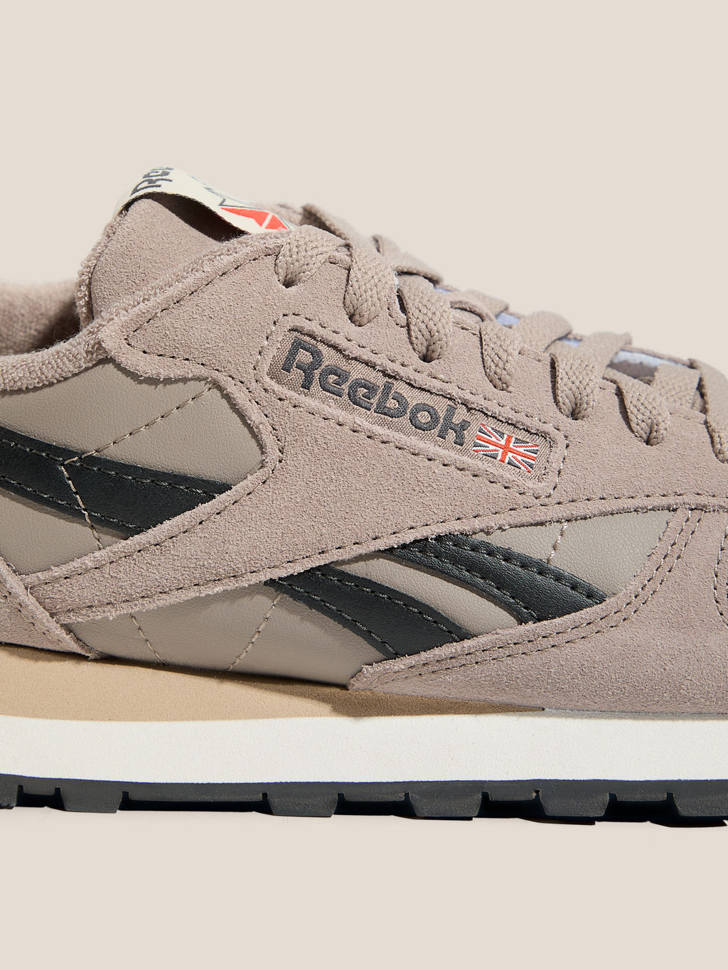 Кроссовки REEBOK CLASSIC LEATHER Артикул 4494112, коричнево-серый