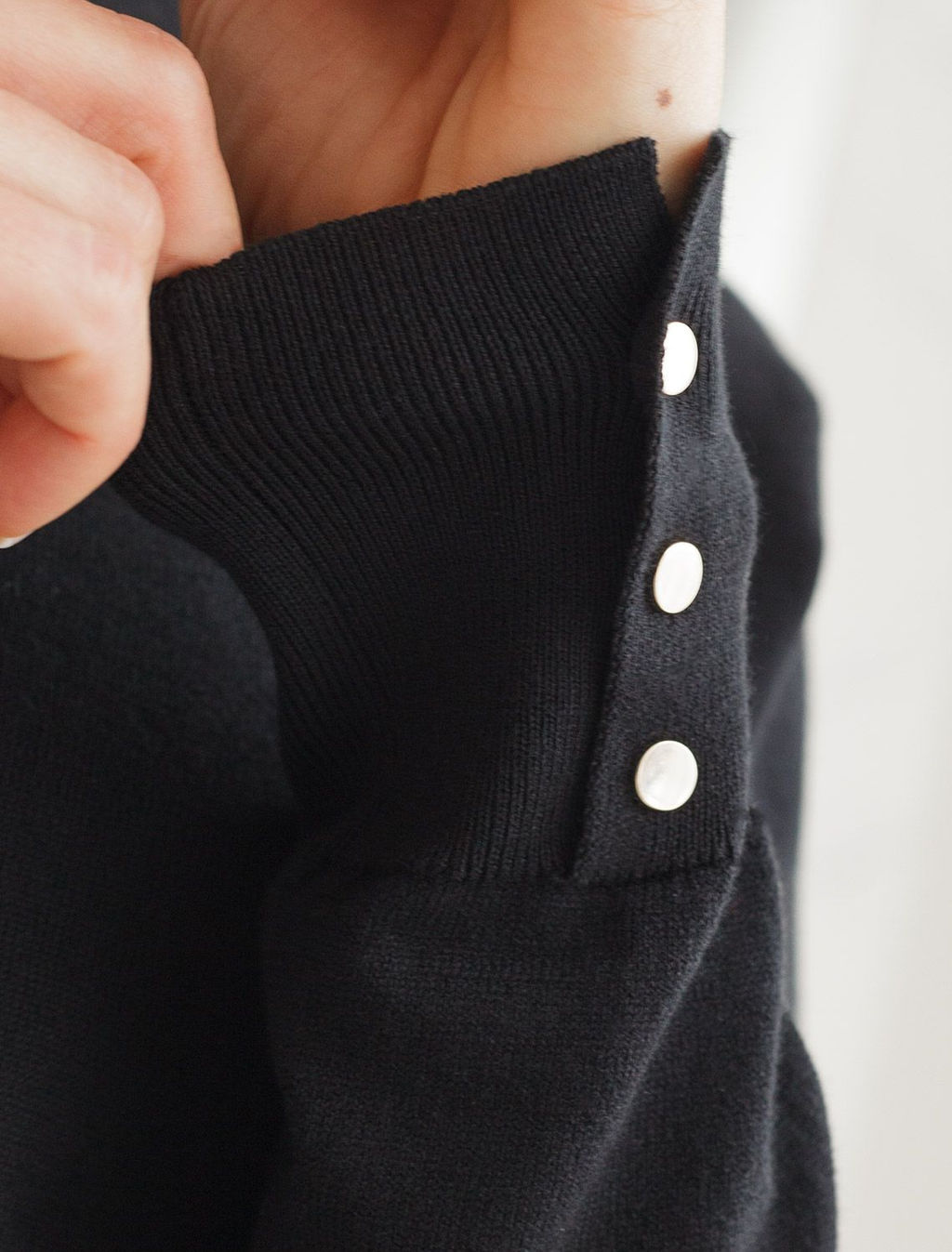 Водолазка тонкой вязки из хлопка с нейлоном