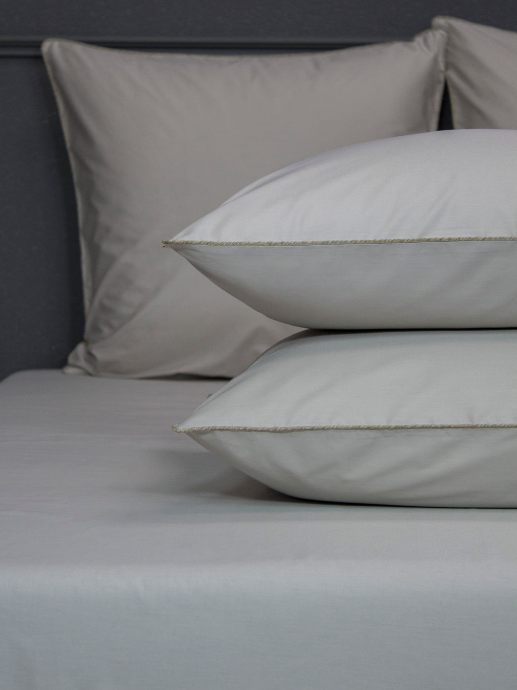 Muslin & Satin Solid color (пыльно бежевый) комплект