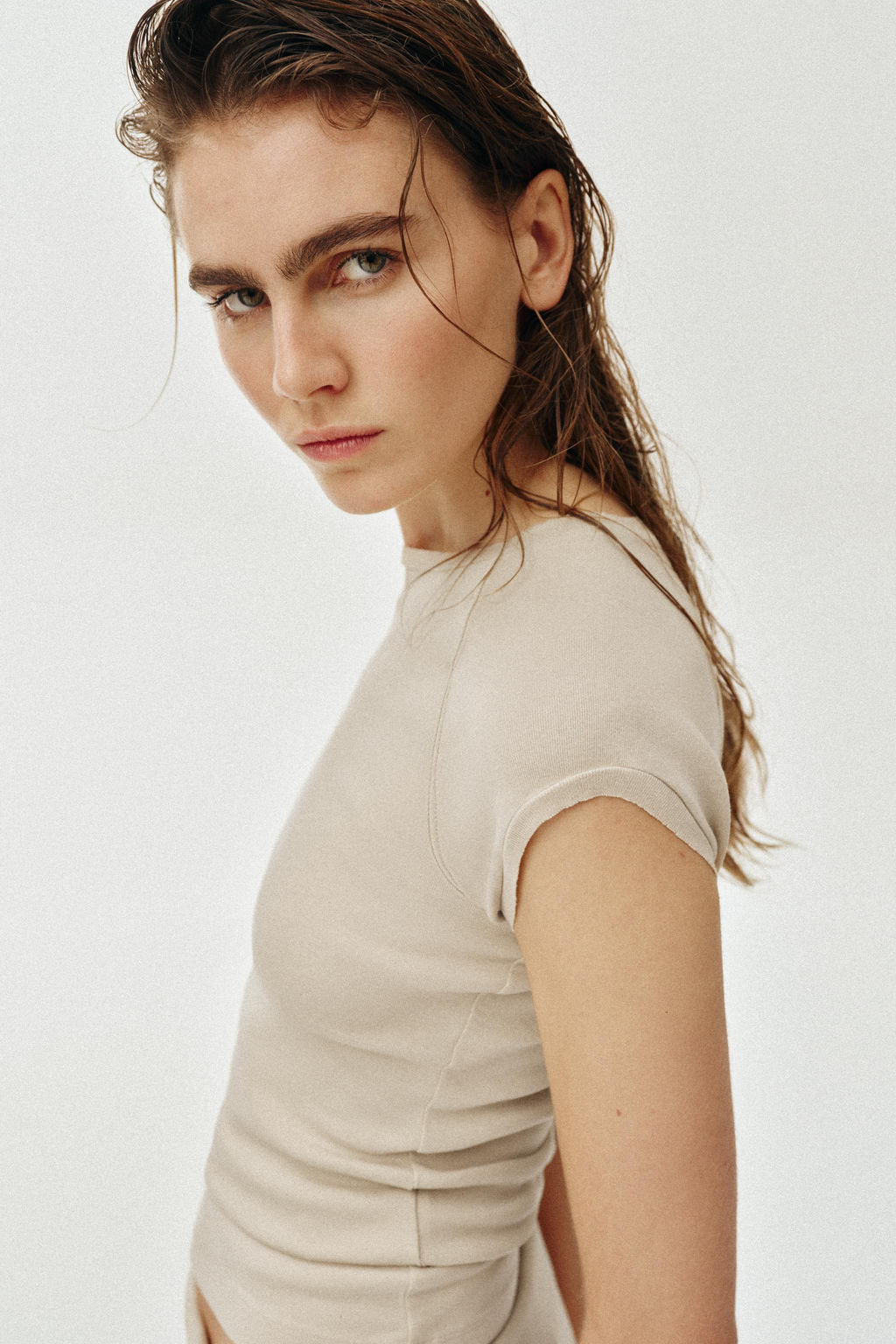 CAMISETA EFECTO LAVADO MANGA RANGL?N / Beige - Zara фото 4