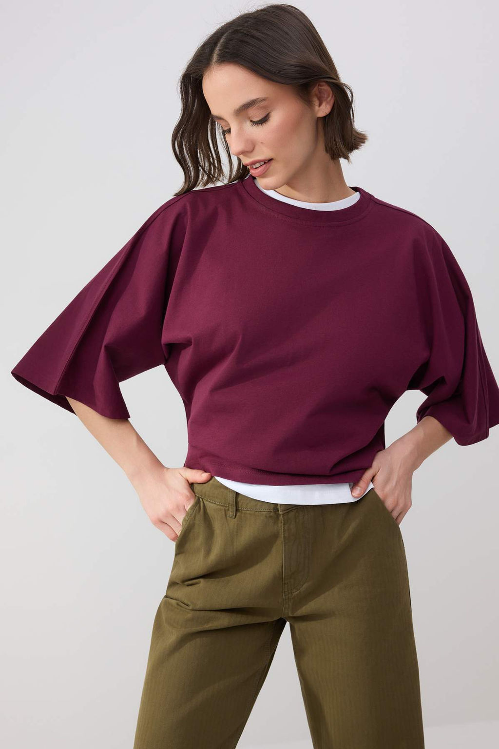Wardrobe Essentials-Ekru Genis Kal?p Yarasa Kol %100 Pamuk Orme T-Shirt TWOSS26TS00047 - Trendyolmilla фото 11