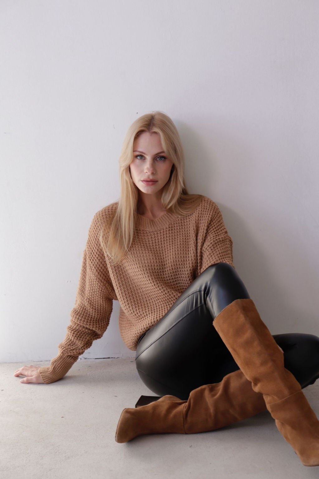 10815 Джемпер светло-коричневый - Martichelli фото 25