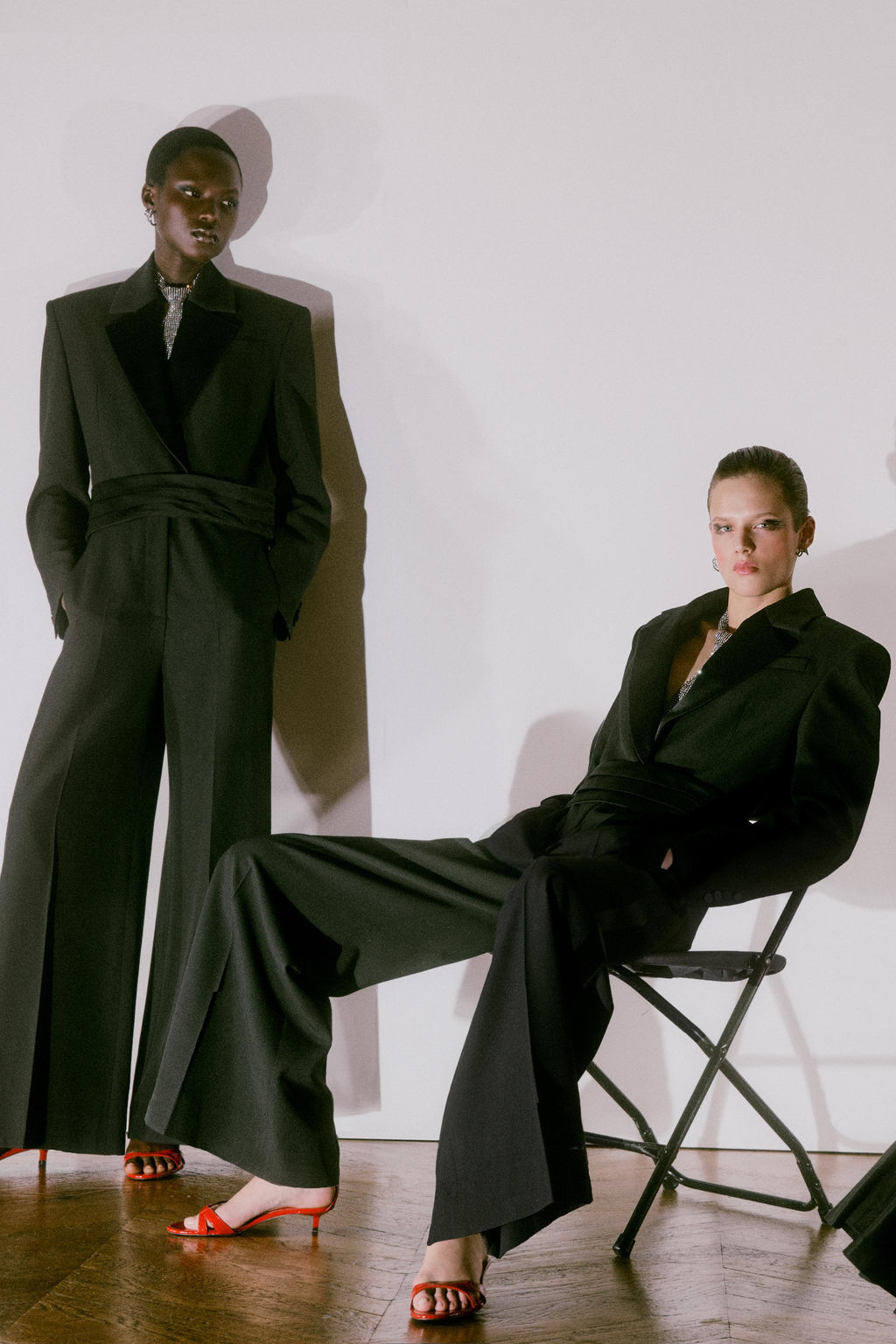 ZW COLLECTION LIMITED EDITION SMOKING JUMPSUIT WITH SASH - Zara фото 2