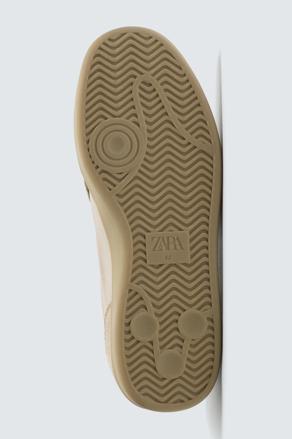 ZAPATILLA ESTILO RETRO / Marr?n Arena