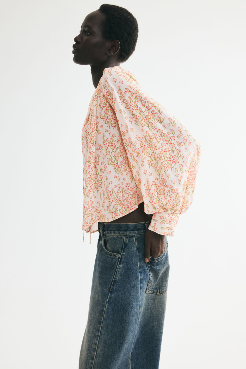 Blusa de viscosa con mangas globo - H&m фото 8