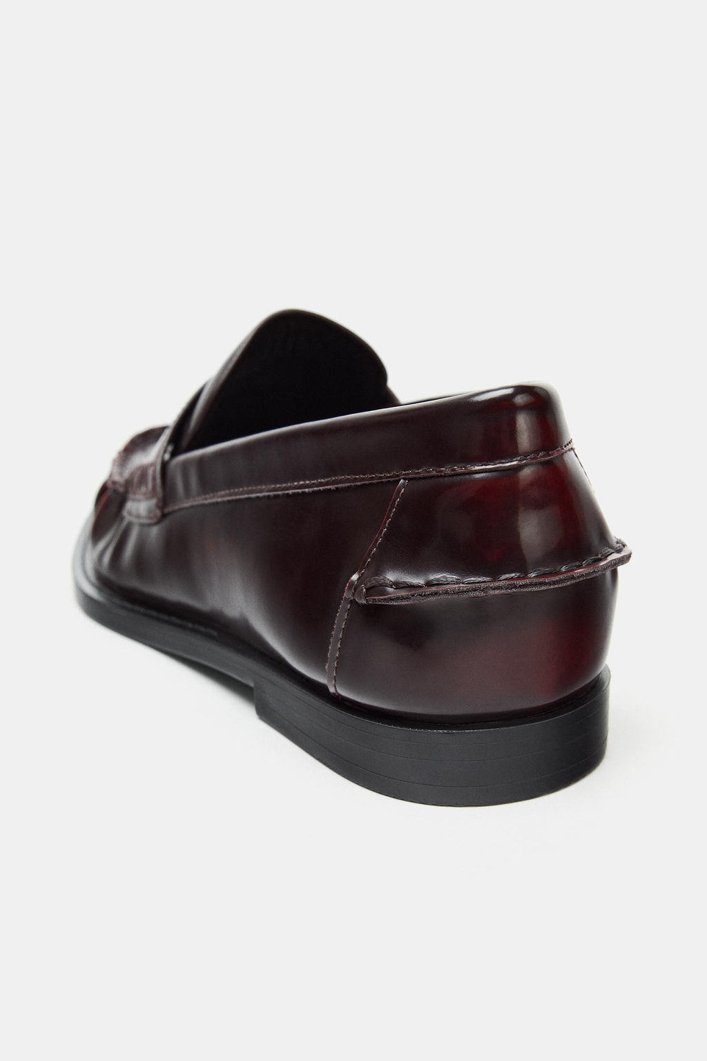 PATENT EFFECT LOAFERS - Zara фото 5