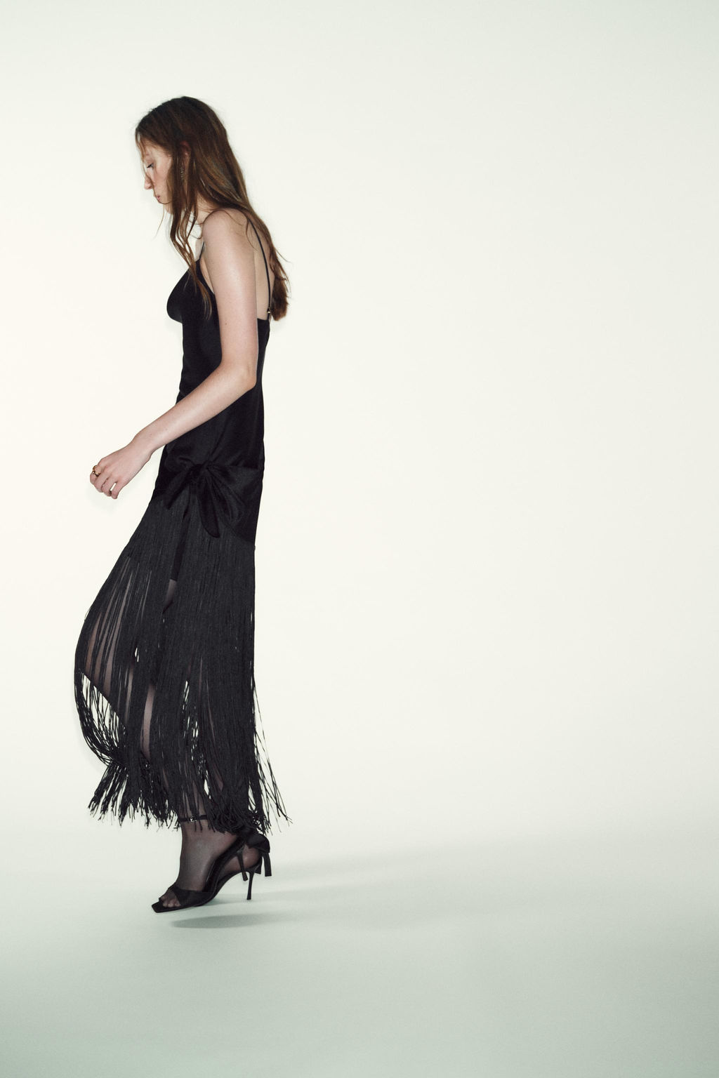 LONG DRESS WITH FRINGING - Zara фото 4
