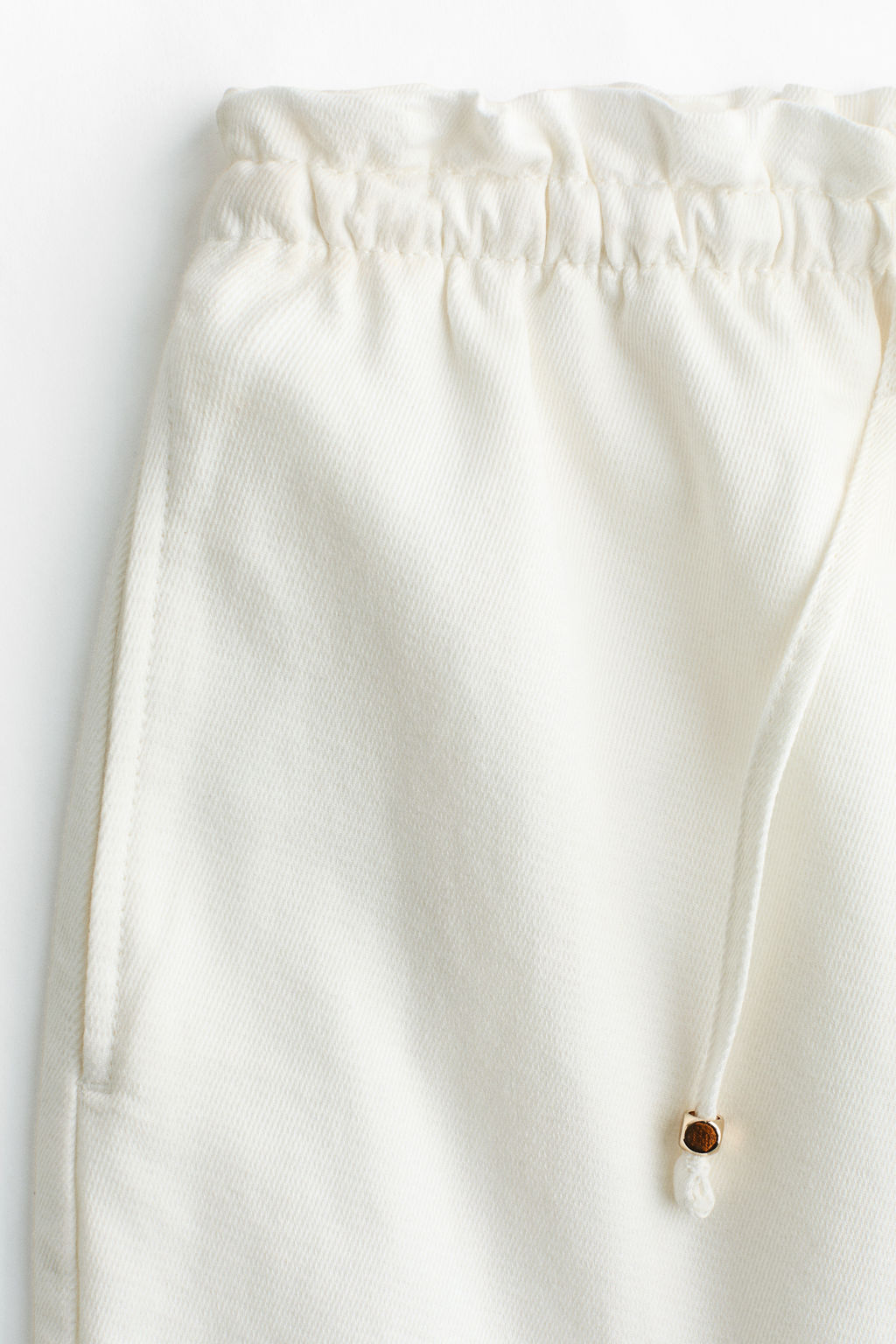 Pantal?n corto en denim con cord?n de ajuste - H&m фото 6