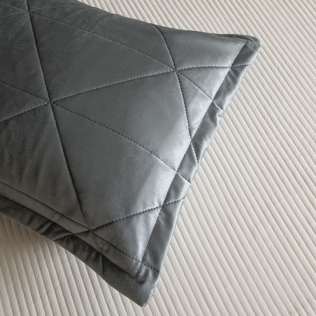 Велюровое покрывало в клетку и две наволочки OVL039 160*220/50-70 1 шт - Ситрейд фото 10