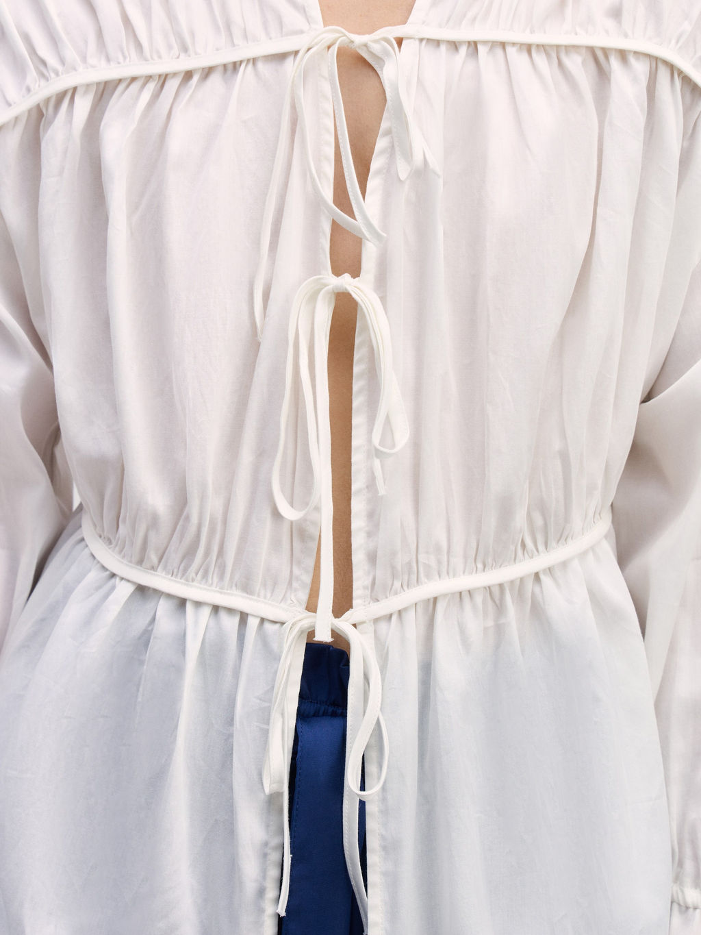 Свободная хлопковая блузка на завязках / Zarina  фото 7