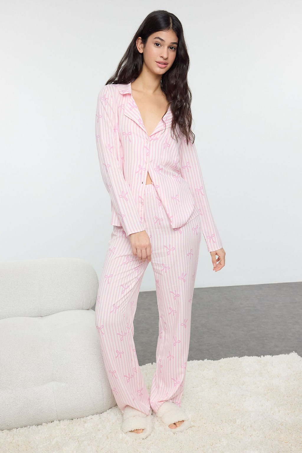 Trendyolmilla Ac?k Pembe Kurdele/Fiyonklu Viskon Dokuma Pijama Tak?m? THMAW21PT0936 фото 19