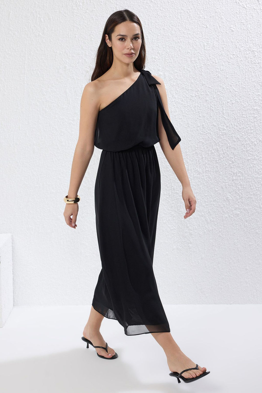 K?rm?z? Etegi Belden Ac?lan Sifon Ucus Ucus Dokuma Maxi Elbise TWOSS25EL00450 - Trendyolmilla фото 6