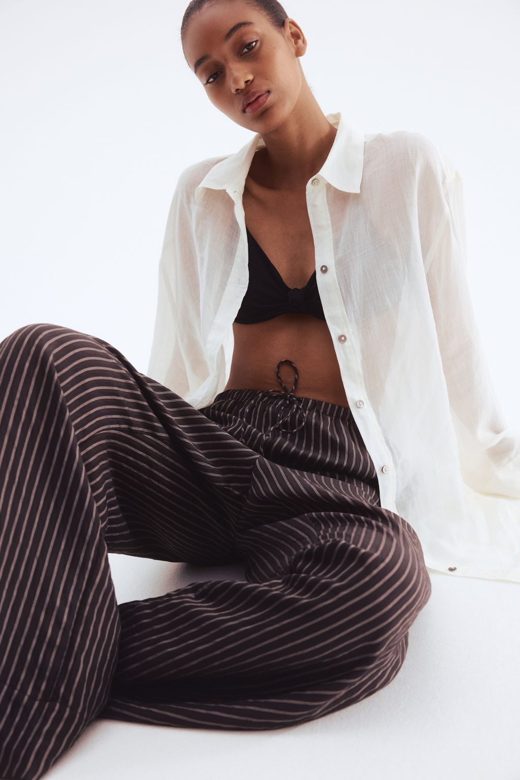 Pantal?n amplio con cord?n de ajuste - H&m фото 6
