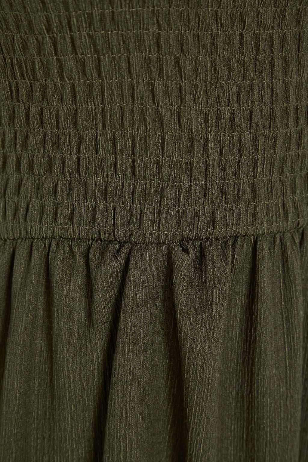 Haki Gipeli Belden Ac?lan/Skater Kare Yaka Balon Kol Midi Burumcuk Orme Elbise TWOSS22EL1088