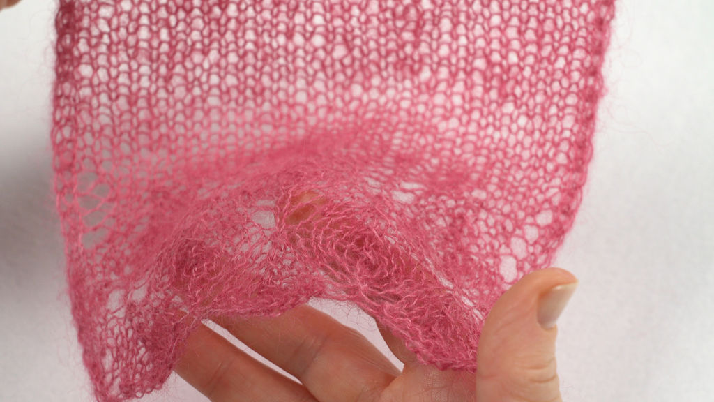 Пряжа ALPINA KID SETA 70% кид мохер, 30% шелк 4 шт. х 25 г 225 м  5 м