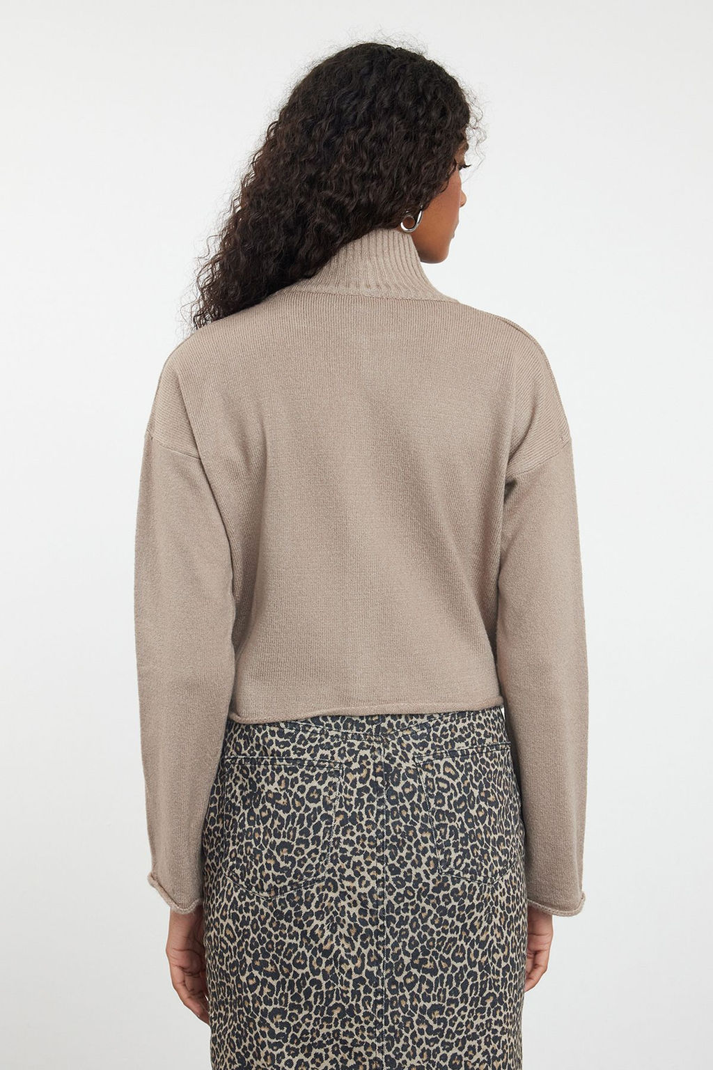 Vizon Genis Kal?p Crop Yumusak Dokulu Genis Kal?p Triko H?rka TWOAW25HI00176 - Trendyolmilla фото 5