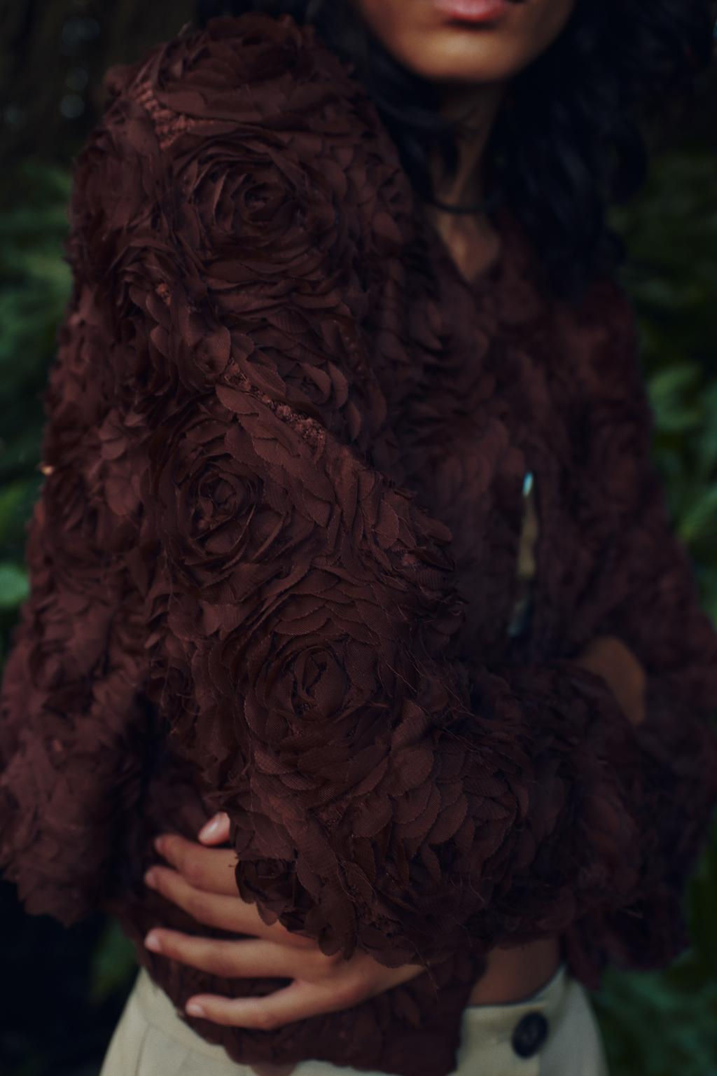 CROPPED TEXTURED FLORAL JACKET - Zara фото 2