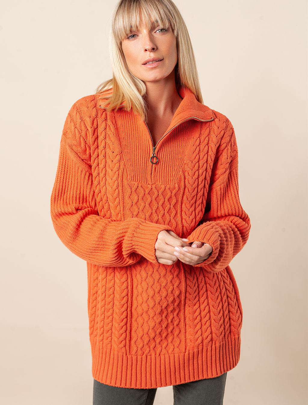 Теплый свитер из хлопка с акрилом и золотистой молнией - Vilatte фото 11