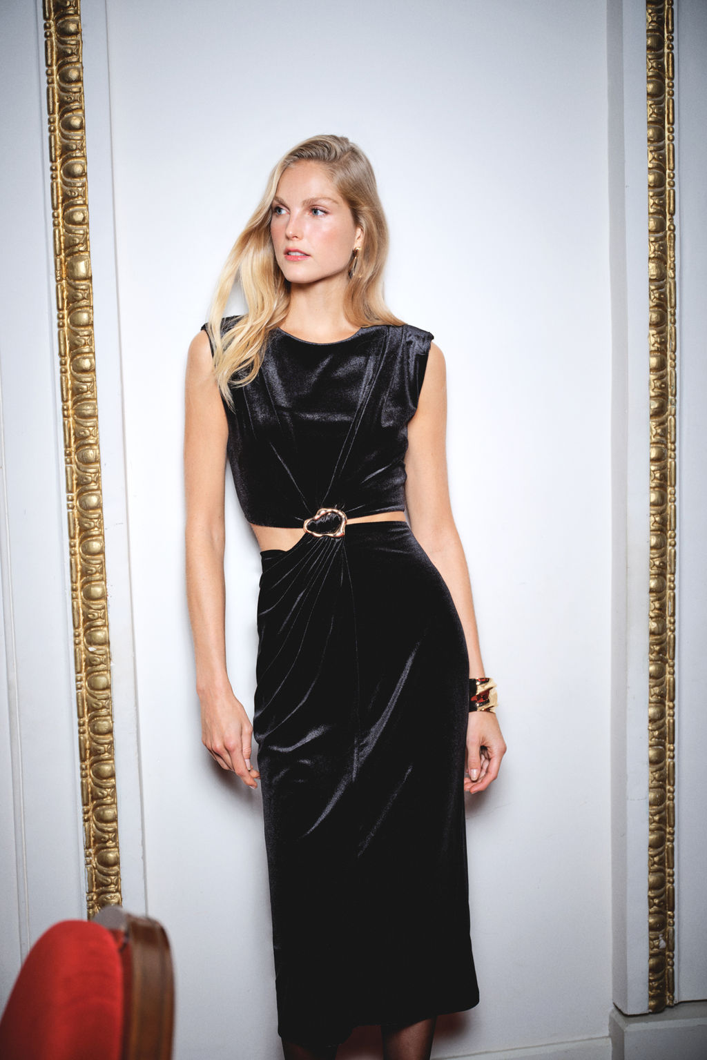 Siyah Aksesuar Detayl? Orme Kadife Maxi Astars?z Elbise TPRAW26EL00092 - Trendyolmilla фото 5