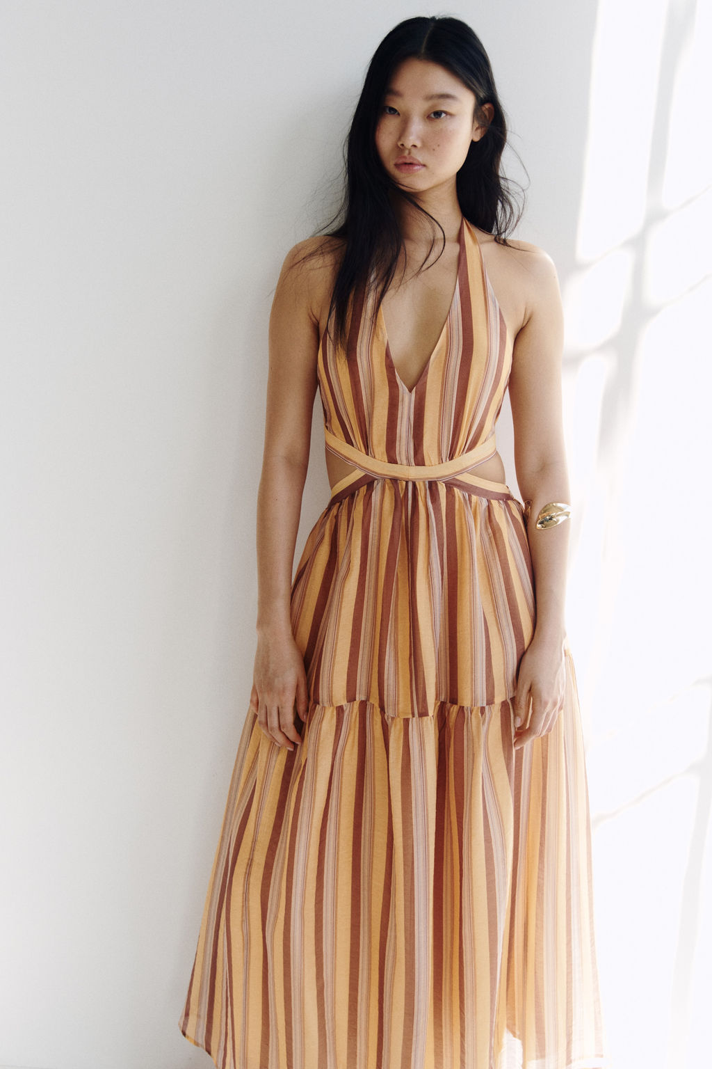 Vestido cut-out con escote halter - H&m фото 4