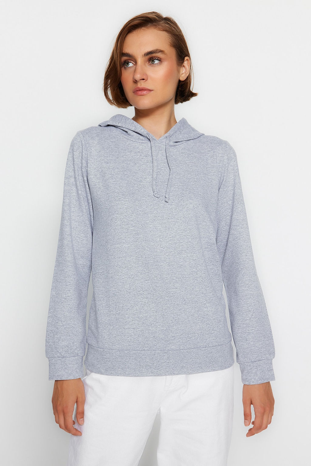 Gri Basic Kapusonlu Ince Orme Sweatshirt TWOAW20SW0059 - Trendyolmilla фото 4