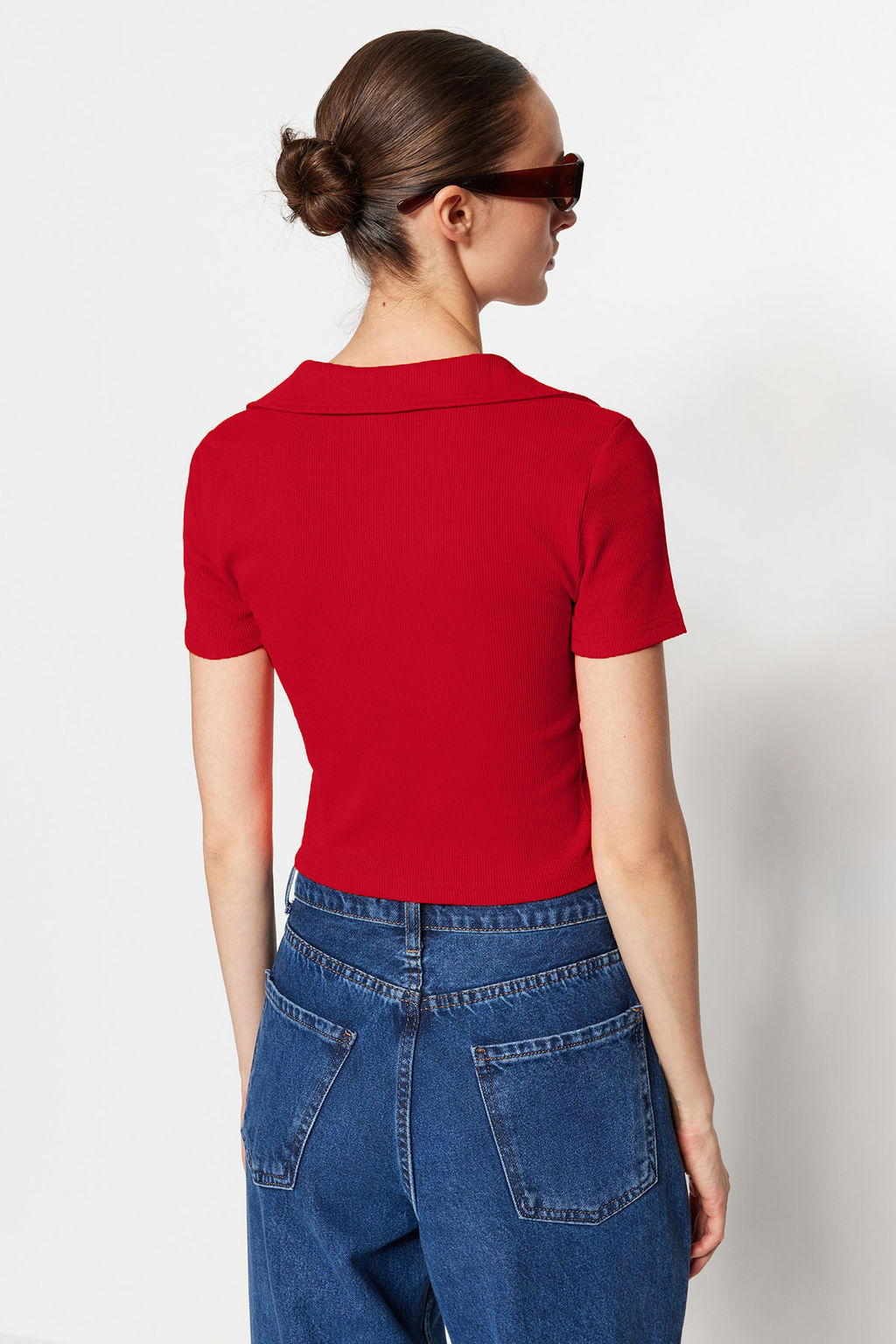 Trendyolmilla Siyah Fitted/Vucuda Oturan Crop Polo Yaka Fitilli Esnek Orme Bluz TWOSS21BZ0038  фото 48