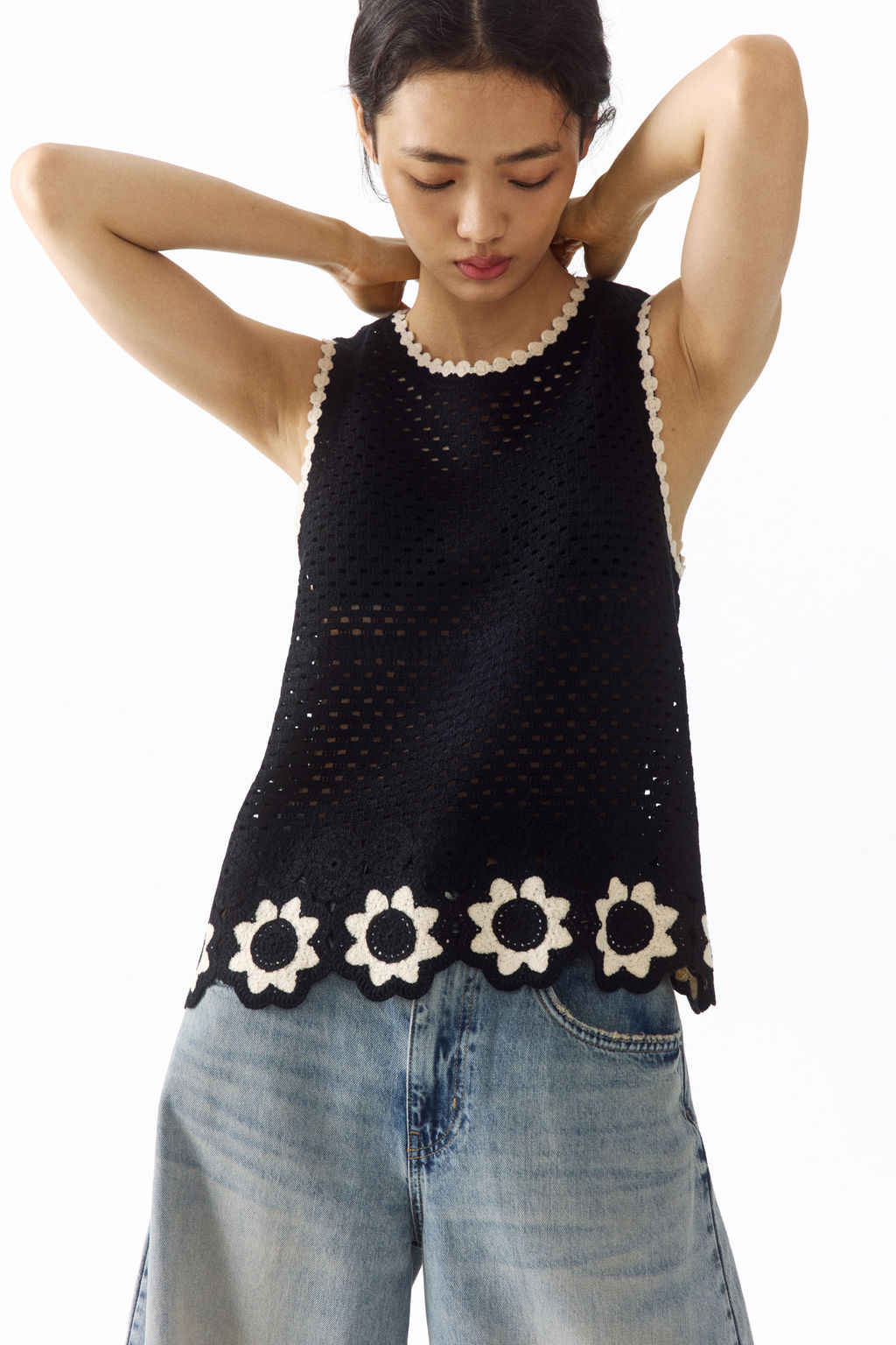 Crochet-look hole-knit top - H&m фото 2