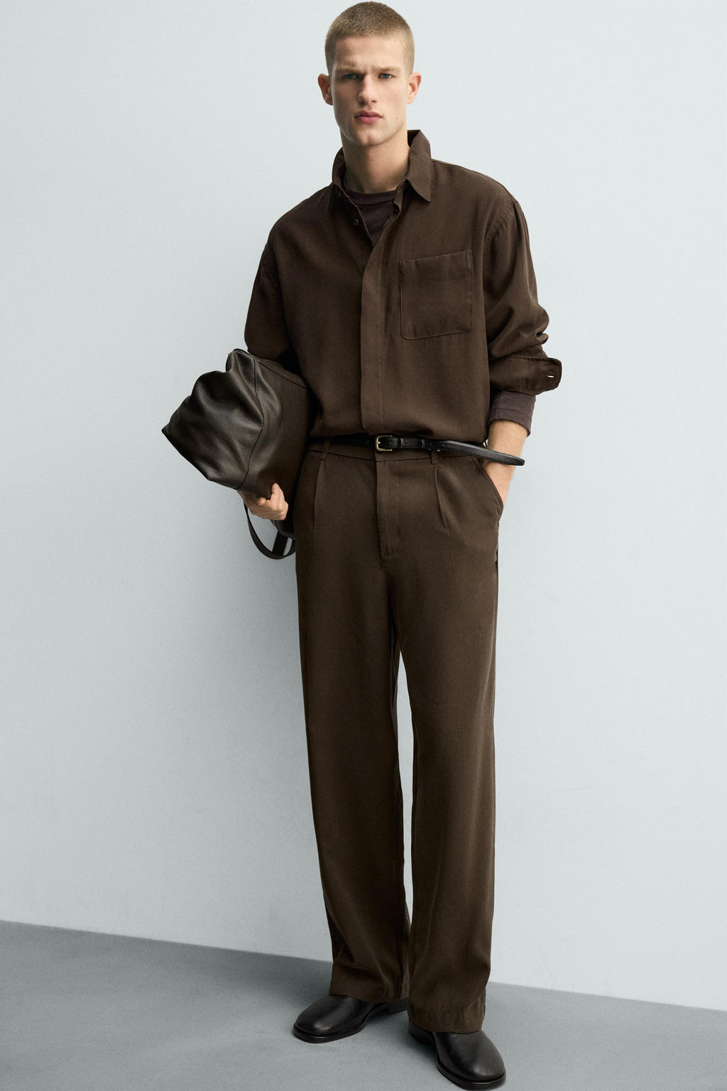 PANTAL?N FLUIDO RELAXED FIT / Marr?n - Zara фото 6