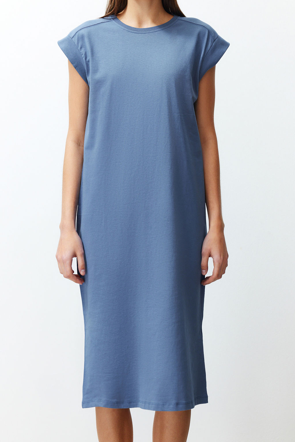 Indigo Duz T-shirt Elbise %100 Pamuk Ay Kol Shift/Rahat Kesim Midi Midi Elbise TWOSS24EL00126